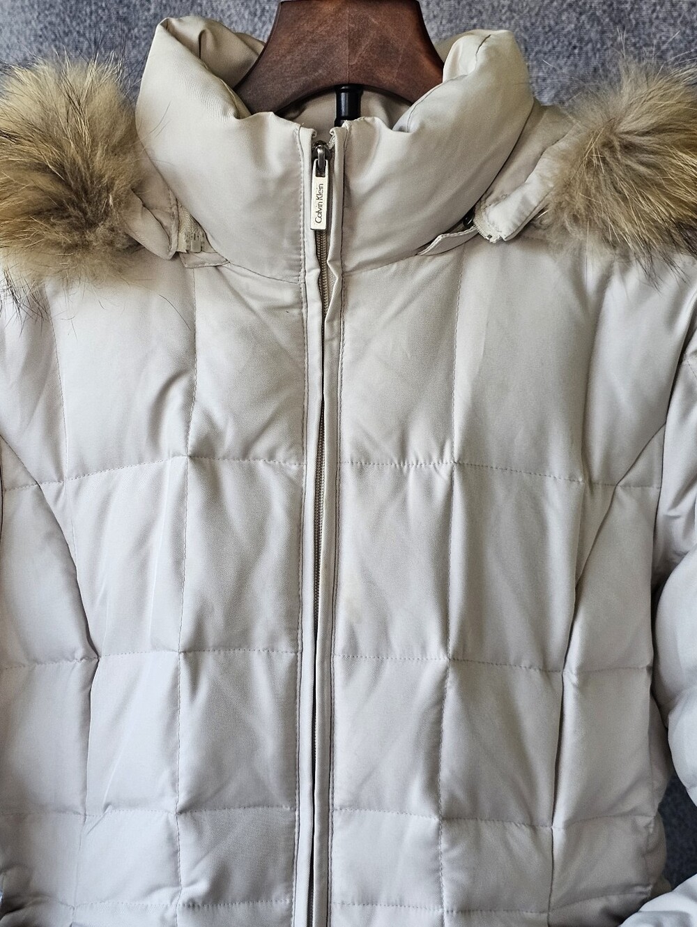 Calvin Klein Duck Down Puffer Jacket XS Ivory Genuine Raccoon Fur Trim EUC - Picture 3 of 12